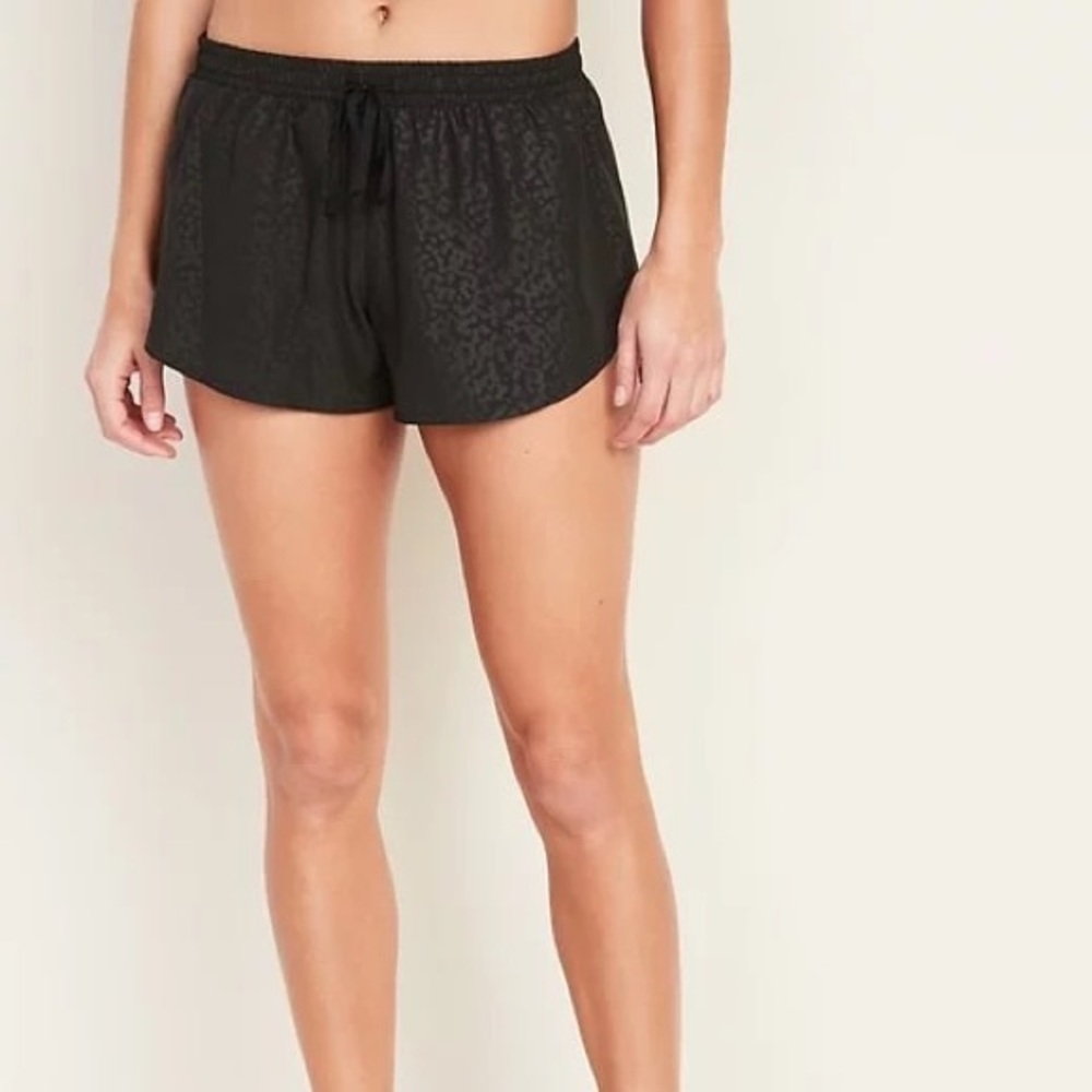 Old Navy Dolphin Hem Run Shorts